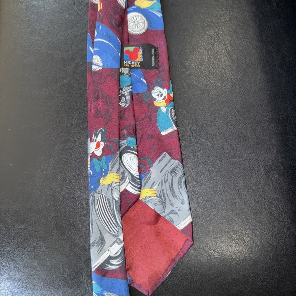 Vintage Disney Unlimited Mickey Mouse Goofy Cars Neck Tie mens Length Us 30 1/2